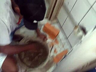 ยืดรูตูดฉันด้วยควยดำใหญ่ 😩