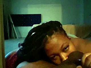 Adik tiri bagi oral seks kasar dan kongkek dalam pertemuan terlarang