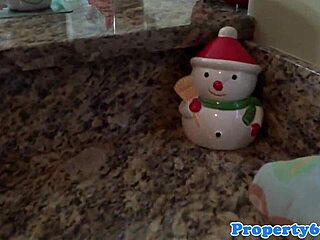 busty realtor, wanna suck landlord's cock before banging?