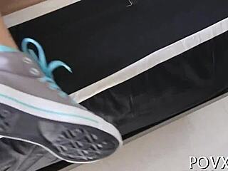 Hallå Alex Little, vill du suga och rida min hårda kuk ikväll? Jag vet att du längtar efter vilt knull!