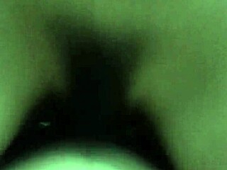 Seks Pasangan Intens dengan Vck, Kongkek Bergairah dan Penembusan Dalam Sesi Keras