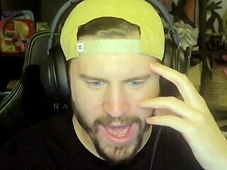 Não Derroto Garota Lesma Monstro em Quest Hentai com Gozada 😱👹