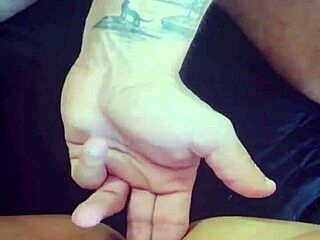 엉덩이 제대로 줘서 남자에 물 쏟아버림!