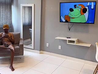 Two brothers enjoy oral sex and cum with brunette friend in brazilian threesome