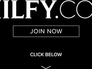 Brandi Love被两根巨大鸡巴挑逗