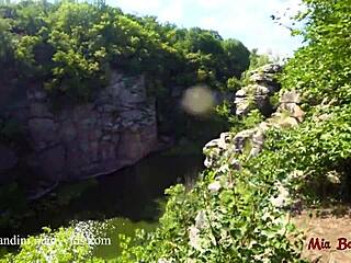 Mia Bandini fucks wildly on canyon cliff! 😍