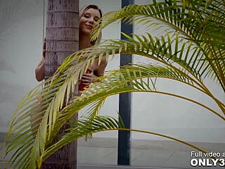 Bewitching Mary Monroe Twitches During Her Explosive Orgasm