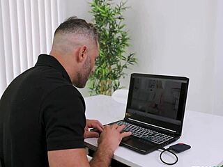 You're a PORNSTAR, Kallie Taylor! DAMON DICE Rocks!