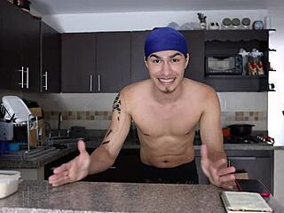 Arroz Biryani listo, ¡luego ese culito petite se lleva anal profundo!