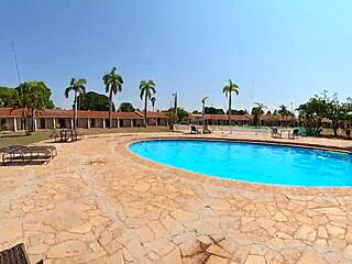 Natzinha Morena seduces me for passionate anal sex on the grass.