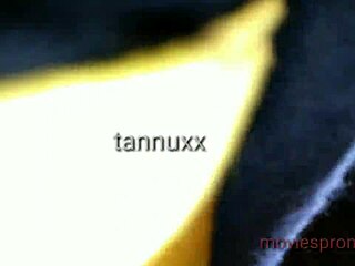 Naha fucks girlfriend in outdoor sex