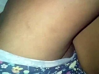 妻とのアマチュアセックス！彼女はすぐにイッてムレケがクムを食べる！