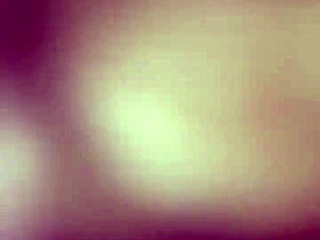 Lekfull hemmasex med sugpippa och knull