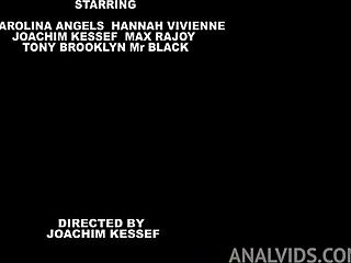 야, 나랑 Karolina Angels Hannah Vivienne랑 검은 자지로 미친듯이 놀아, 알지? 완전 미친거야!