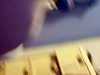 Wife puts on a solo show with dildo.