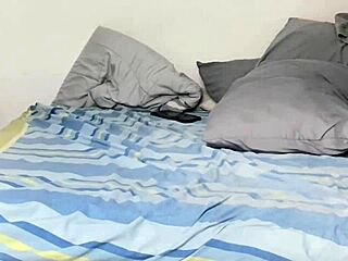 Cuerpo talla S enjoys big surprises in playful moments