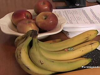 Alia Janine With Natural Big Tits Specialist