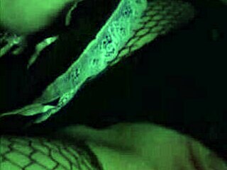 lucky stranger scores wet nudes from amateur joyliii