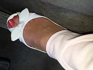 intimate webcam session with amateurs