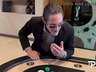 Destiny Cruz на Texas Holdem покер с massagebyblack