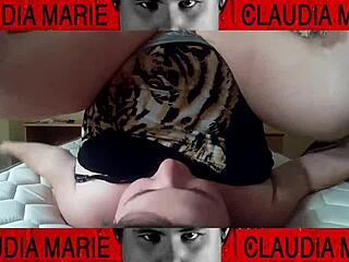 Metiendole Las Bragas Dentro Del Cono Hasta El Fondo A La Gorda Que Goza Como Una Perra