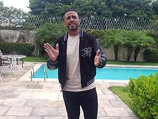 Renatinha pantera on air