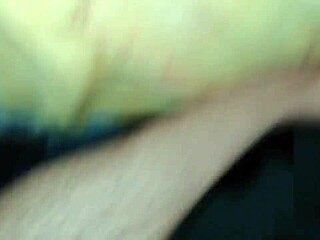 Mexicana infiel in public