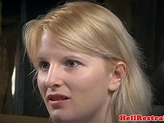 Master, spread her for me?