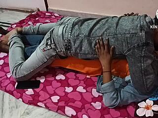 I love this sexy housewife video