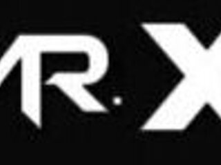 In fashionbusiness, she shows her pussy view