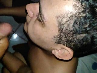 leite na boca in a gay context