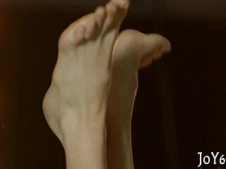 teen beauty toys her wet pussy hard, dang it!