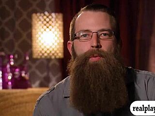 스윙거들이 빨간 방에서 오랄이랑 블로우잡으로 오르가 즐긴 거 봤어?