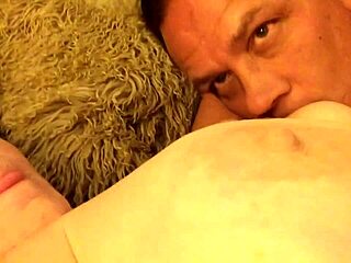 oh yeah, granny carmen's pussy tastes so good while i lick it to orgasm