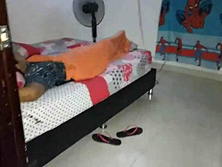 Everyone was out, I entered my stepsister's room, surprised her recording, she liked it, and we ended up fucking the Colombian slut in the US