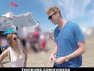 Maria Jaden kaunis kyrpä saa palvontaa ja panemista Thickumzissa