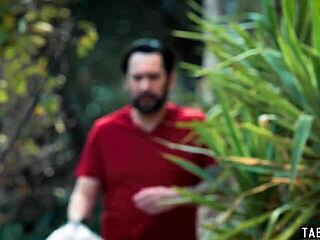 거리 걸, 남편 사용한 콘돔 찾아