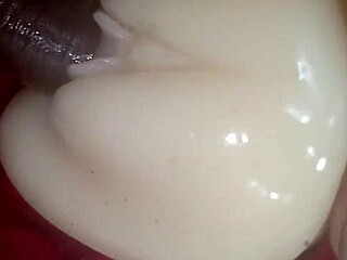 Comendo Uma Bucetinha Deliciosa