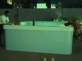 아내와 계모의 야생 게임 누락 씬