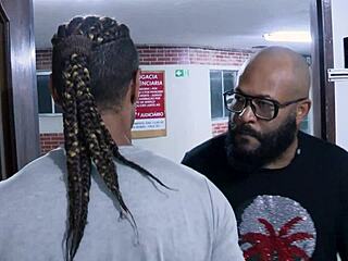 Husband regrets expelling wife and humbles himself to return