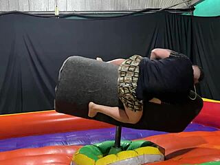 Hey, this latina pornstar gets her big ass worshiped outdoors, squirting and gaping after the mechanical bull ride in public.