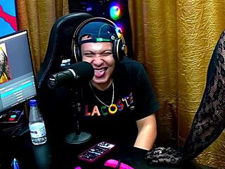 Yo Andressa Sanchez, arată curu' brazilian la cameră! Scoate-l și apucă-mi pula acum!