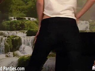 i feel so sexy flashing in these tight black jeans