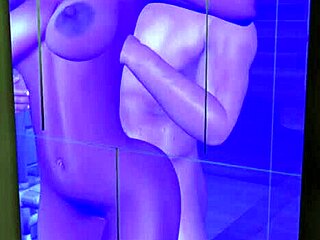 Awak nampak jiran rakam kita mandi di cam?