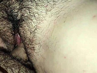 Свършване вътре в моята hermanastra! Първи път в тясна путка!