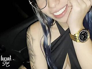 Me Pagan Con Sexo Y Buena Chupada De Polla En Uber