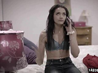 Avi Love y Mike Mancini se zambullen en follar intenso después de besos