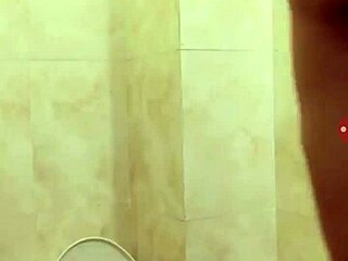 i'm watchin' a gay show, it's so excitin'