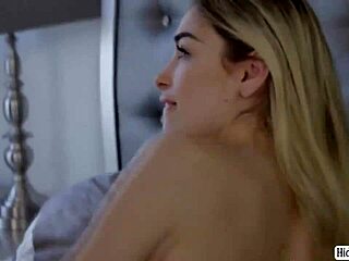 レズ義姉妹ヴァネッサ・スカイとデライラ・デイの顔面騎乗