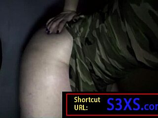 Texas slut's first gloryhole blowbang.